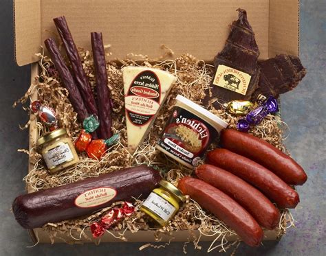 Best Summer Sausage and Cheese Gift Baskets - Gift Baskets Guide