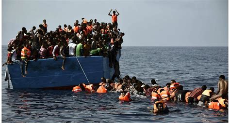 ONU casi 2 000 migrantes pierden la vida en el Mediterráneo en 2017