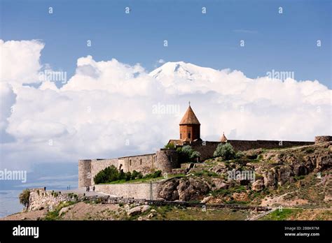 Mount Ararat Hi Res Stock Photography And Images Alamy