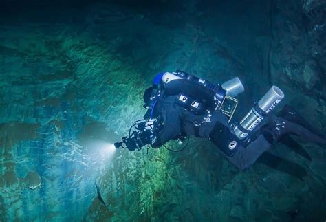 Túneles Y Cuevas Submarinas Nuestromar