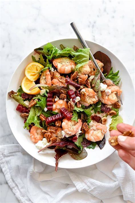 Green Salad With Shrimp Beets Pecans And Goat Cheese Yummy Salad Recipes