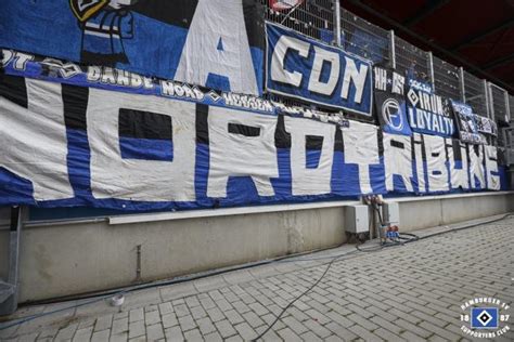 Fotos Galerie Gästefans SSV Jahn Regensburg Hamburger SV 14 05