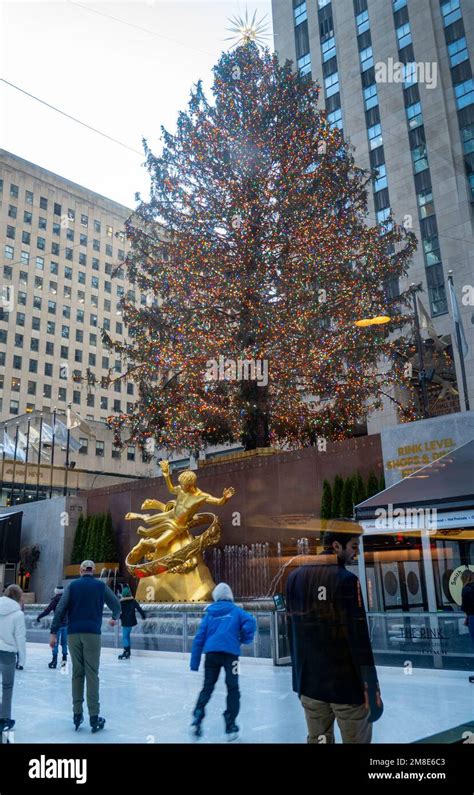 The Rockefeller Center Christmas Tree, 2023 NYC, USA Stock Photo - Alamy