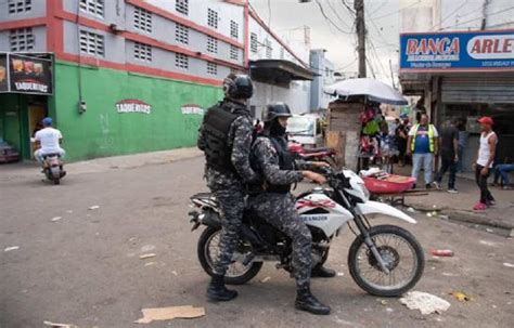 Dos Policías Bajo Investigación Por Muert3 De Adolescente En Boca Chica Las Calientes Del Sur