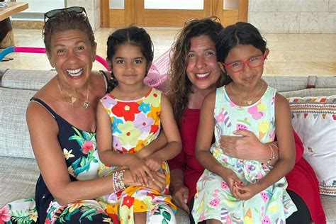 Hoda Kotb Shares Photos from 'Beautiful' Beach Vacation with Daughters ...