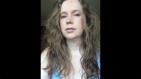 How To Revive Second Day Curls Youtube