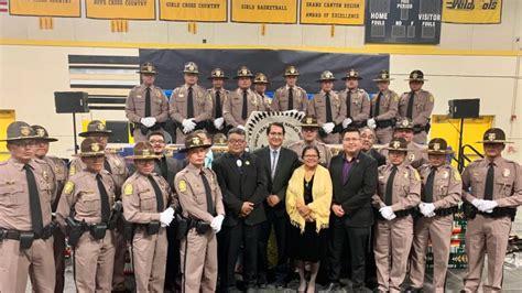 Challenges and opportunities for new Navajo police graduates - ICT News