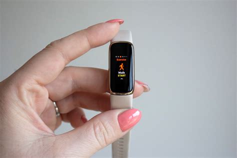 Fitbit Luxe review: Fashion over function?