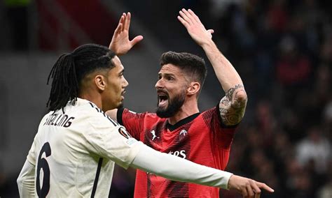 Milan Roma Le Pagelle Di CM Giroud Imperdonabile Leao Delude