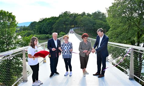 Novo mesto Slovesno odprli most čez reko Krko v Irči vasi Moja Dolenjska