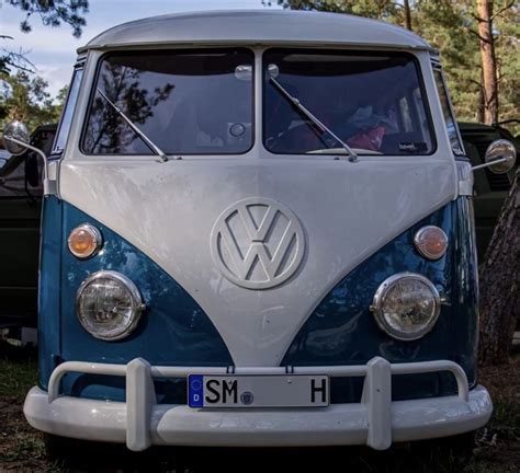 Car Volkswagen Vw T Vw Camper Campers Vw Vans Skully Cool Photos