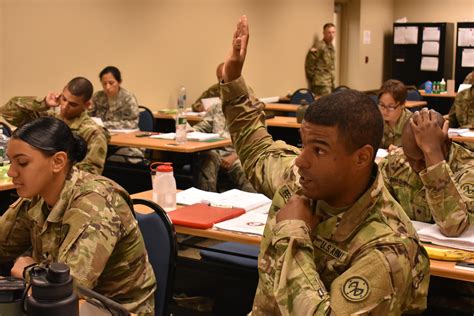 New York Army National Guard Future Leaders Course Hones Junior