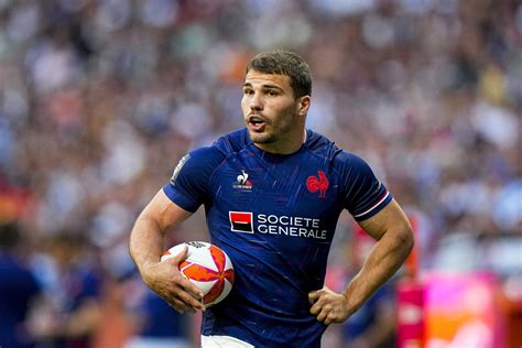 Antoine Dupont rugby à 7 son palmarès et son histoire