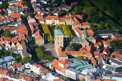 Osnabr Ck Aus Der Vogelperspektive Kirchengeb Ude Des Domes In Der