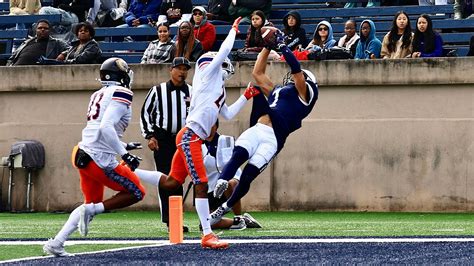 FOOTBALL: Bulldogs dominate Morgan State - Yale Daily News