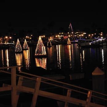 NAPLES CHRISTMAS BOAT PARADE Updated January 2025 92 Photos 23