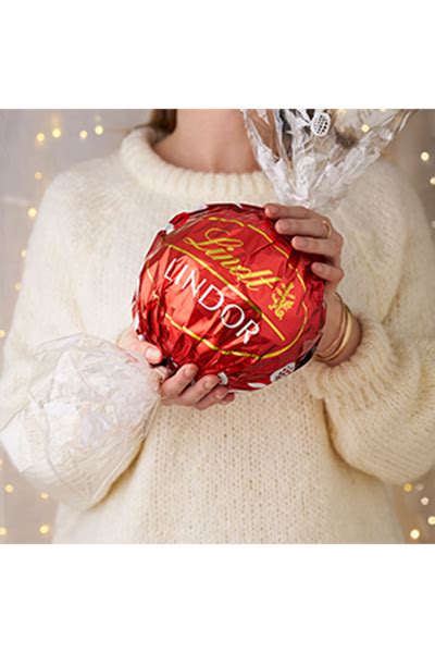 Lindt Lindor Maxi Ball Milk 500g Debenhams