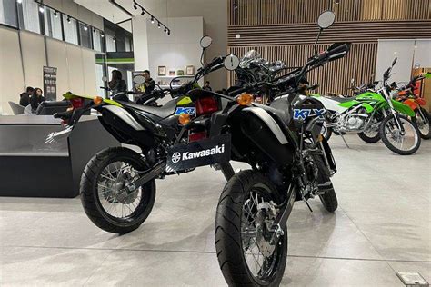 Kawasaki KLX150SM Resmi Meluncur Mulai Rp36 9 Juta Jadi Generasi Baru