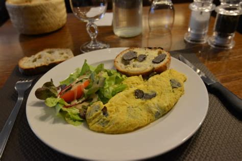 Omelette Aux Truffes Cahors Vall E Du Lot