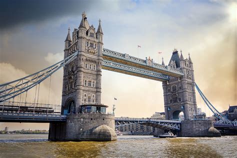 tower bridge london images pixabay