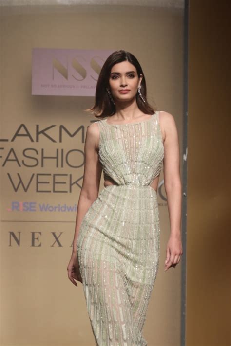 Fdci X Lakm Fashion Week Diana Penty Sets The Ramp On Fire As