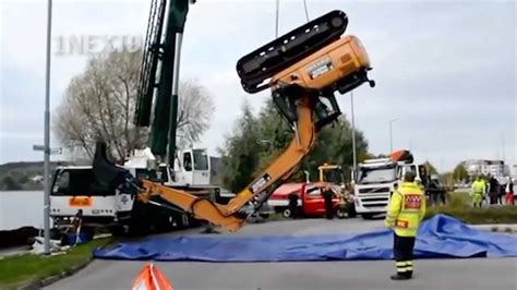 World Dangerous Idiots Excavator Heavy Equipment Operators Skills