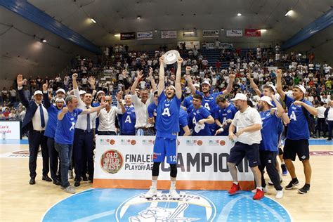 Treviso Basket Promossa In Serie A Erre