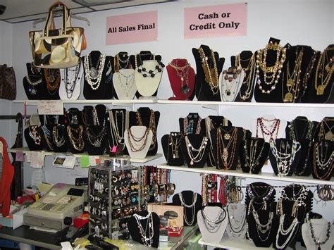 consignment shop gallery