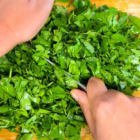 Methi Paratha Piping Pot Curry