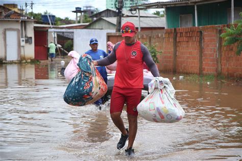 Enchentes J Afetam Mil Pessoas No Acre E Governo Atua Na