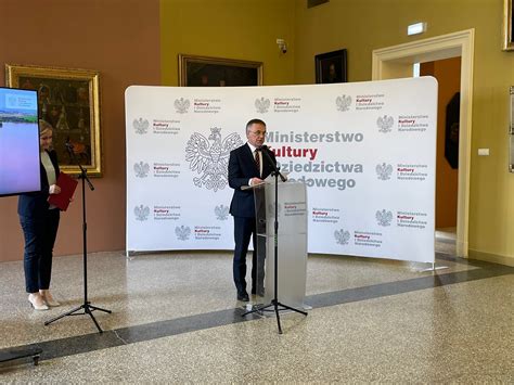 Tożsamość nowy program Ministra Kultury i Dziedzictwa Narodowego