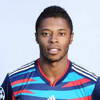 bastos eshte vetem  juventus juventus news