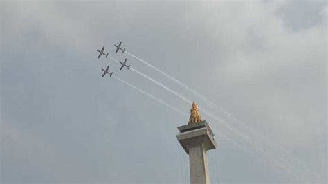 Youtz Media Atraksi Pesawat Tempur Meriahkan Langit Monas Pada HUT Ke