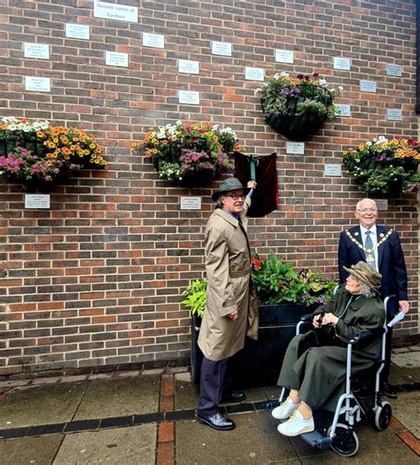 Unveiling Of A Plaque On The Notable Names Wall Farnham Town Council