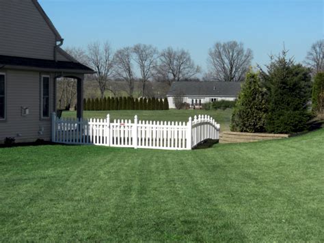 Residential Paramount Fence Company