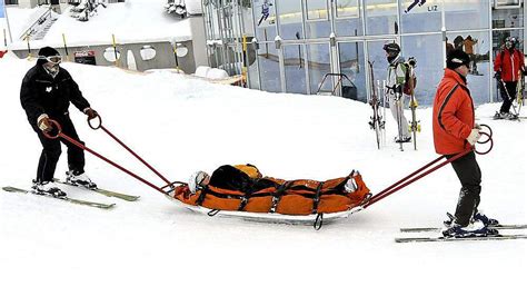 Achtj Hrige Skifahrerin Bei Unfall In Tirol Schwer Verletzt