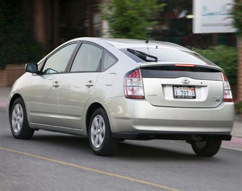 Toyota Prius Ex 15 Price In Pakistan Specification And Features Pakwheels