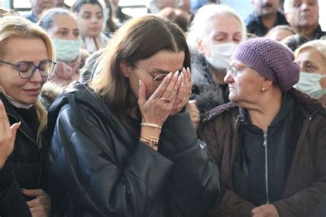 Zge Ulusoyun Ac G N Babas Haydar Ulusoy A G Zya Lar I Inde Veda