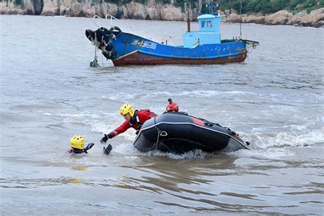 国家水域救援上海大队赴嵊泗海域开展集训