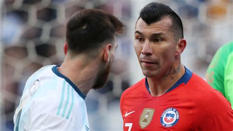 Tras su cruce con Lionel Messi Gary Medel volvió a provocar en las