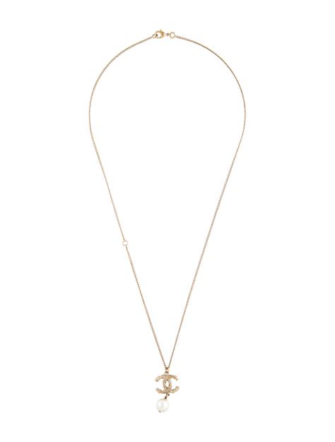 Chanel Faux Pearl Strass Cc Pendant Necklace Gold Plated Pendant