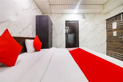 Hotels in Indira Gandhi International Airport, Delhi Starting @ ₹433