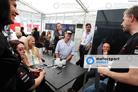 Joe Saward Gbr Journalist Celebrates His Th Gp With The Mclaren