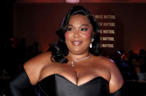 Lizzo Gives Emotional Speech at 2023 Black Music Action Coalition Gala ...