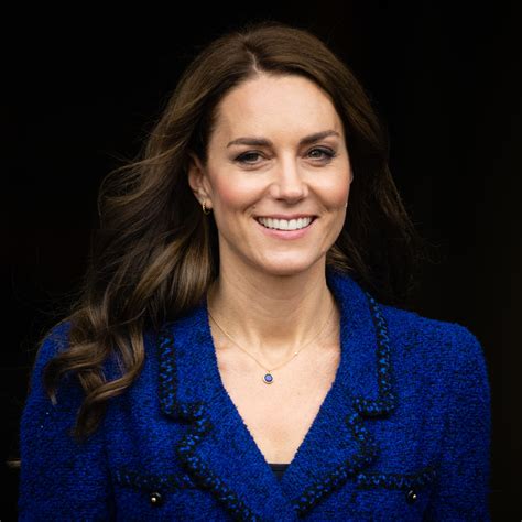 Catherine Kate Middleton Princesse De Galles Lors D Une Visite Au