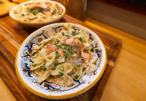 Farfalle Al Salmone E Piselli Share The Pasta