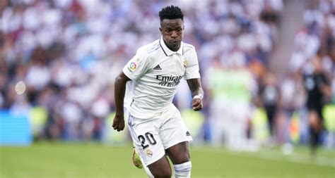 La Liga presenta una denuncia por insultos racistas a Vinícius Latina