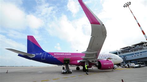 Wizz Air Aggiunge L 11esimo Aeromobile Airbus A321neo Nella Sua Base Di