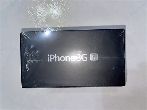 Apple IPhone 3GS 32GB Black Unlocked Model A1303 Brand New Sealed