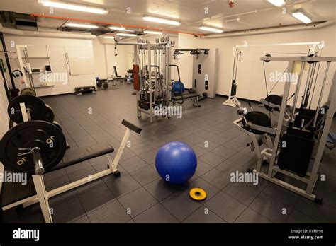 An empty gym with various exercise equipment Stock Photo - Alamy